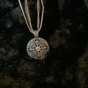 Lia Sophia necklace